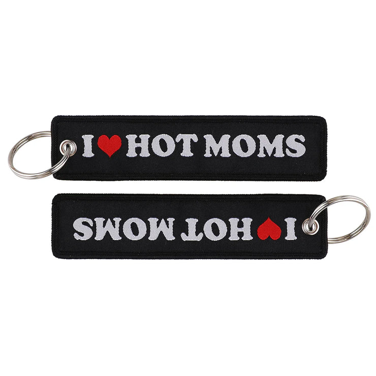 I LOVE HOT MOMS